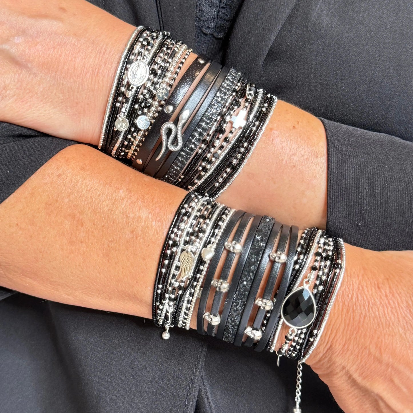 Manchette Lilith Shade – Cuir noir & serpent en zamak