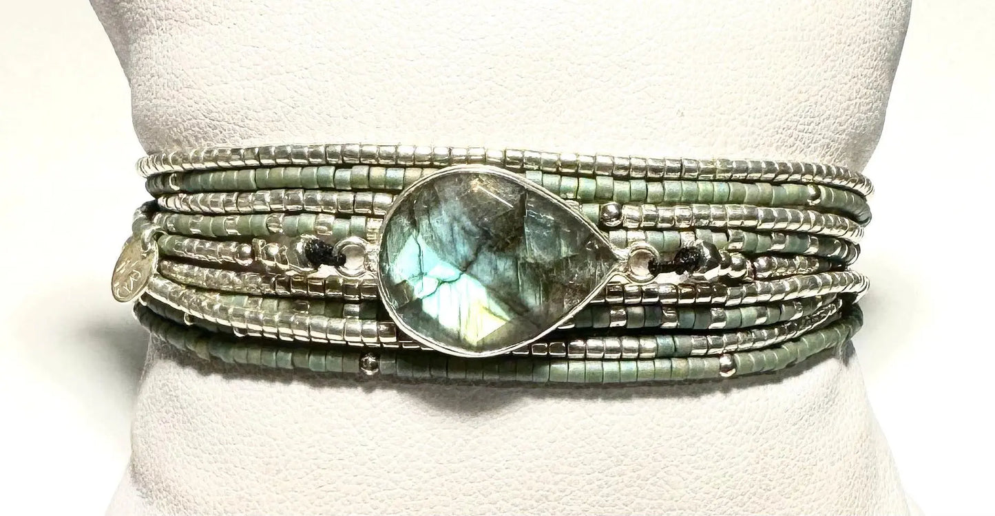 Bracelet multi tours “La Kiara” en argent 925 et sa pierre Labradorite - Mahana Bijoux