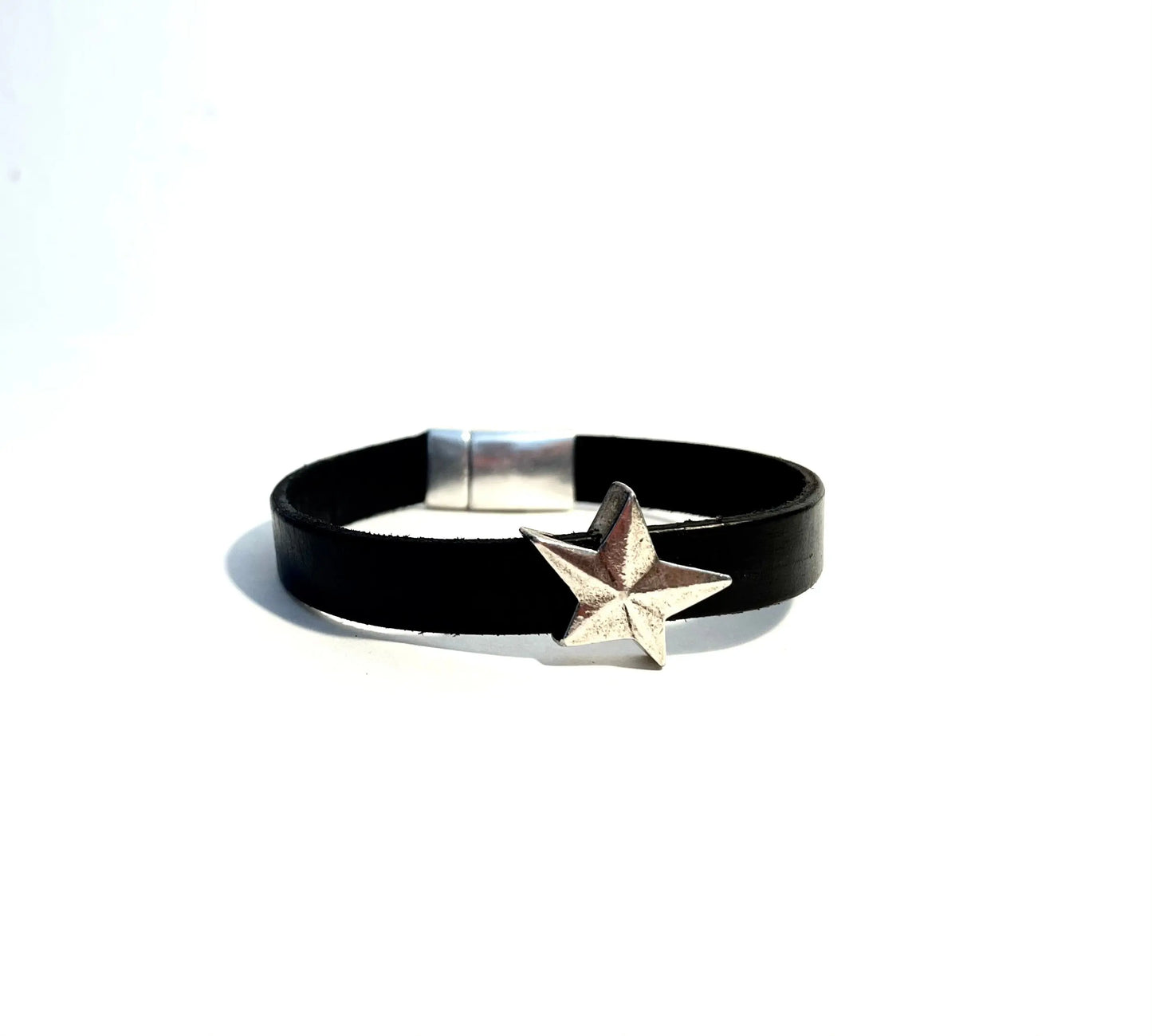 Bracelet en cuir noir et la "Big Stars" - Mahana Bijoux