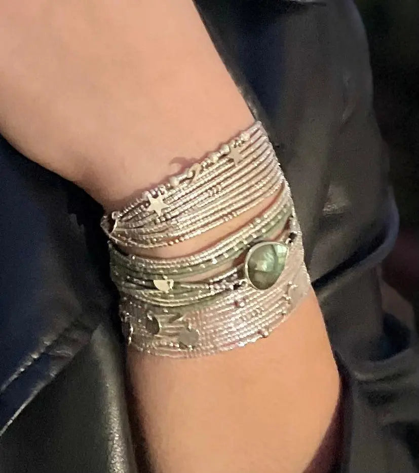 Bracelet multi tours “La Kiara” en argent 925 et sa pierre Labradorite - Mahana Bijoux