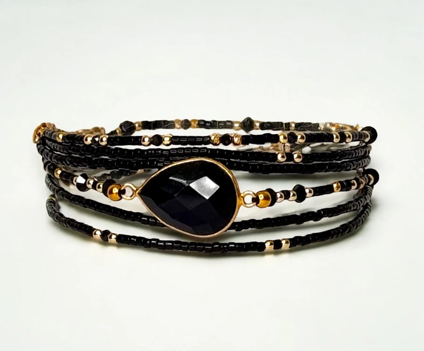 Bracelet 2 tours en vermeil et sa magnifique pierre sertie l'onyx