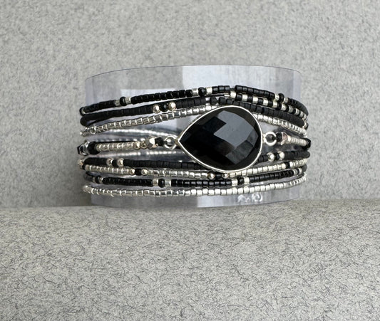 Bracelet Manchette multi rangs en argent 925 et « Larme d’Onyx »